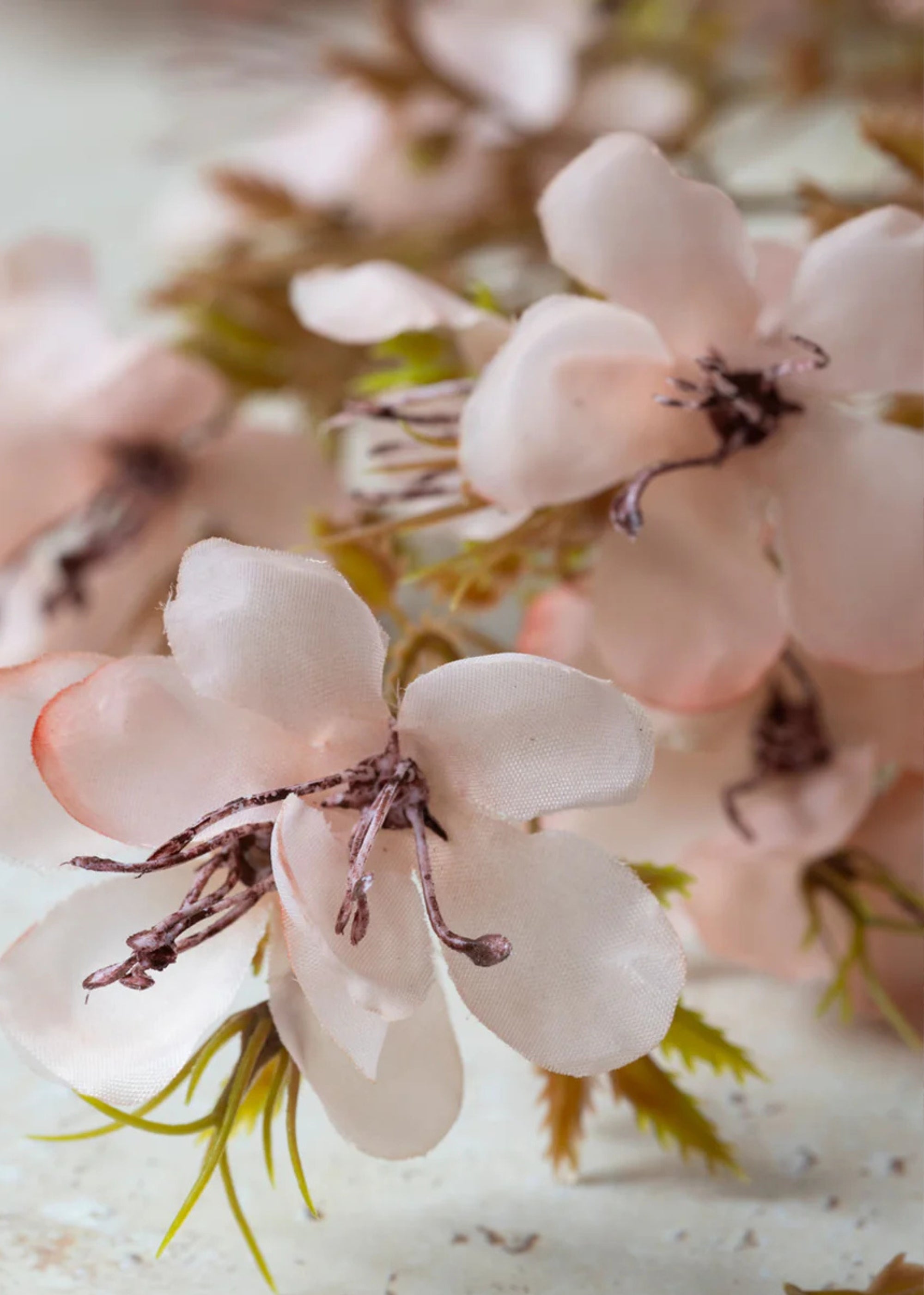 ピンクの人工プルナスの花の枝 - 41.25インチ