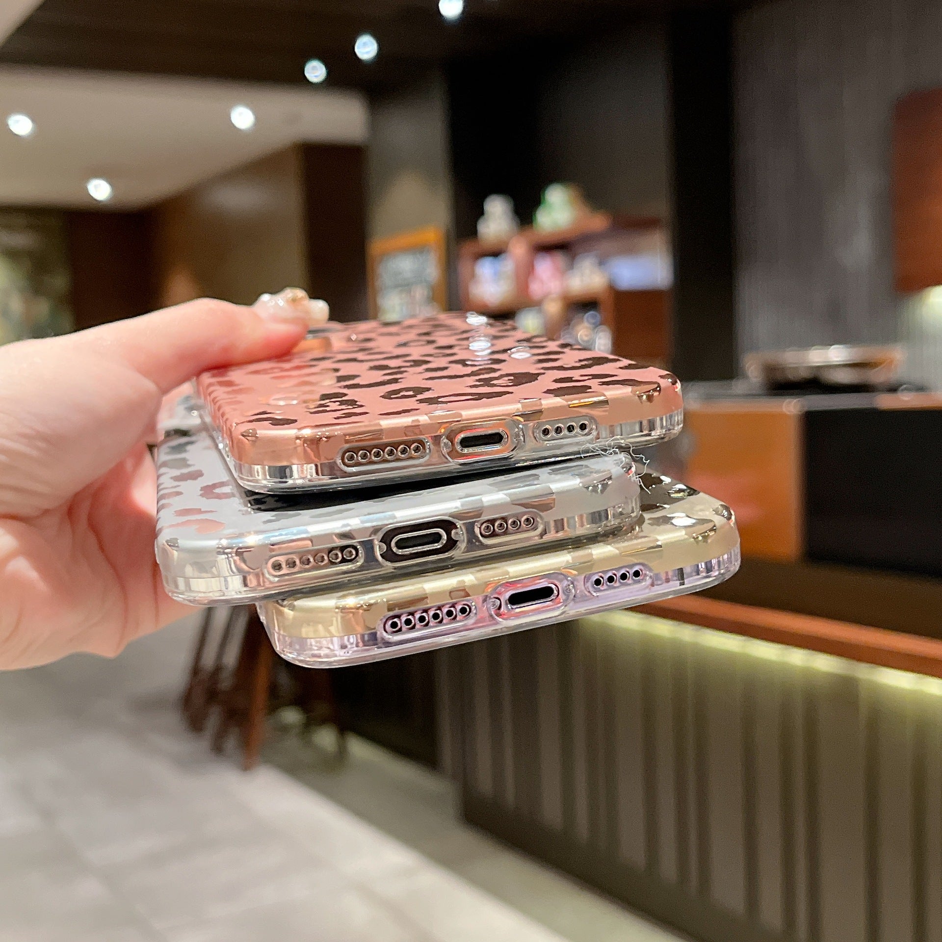 Electroplating Cheetah iPhone Case